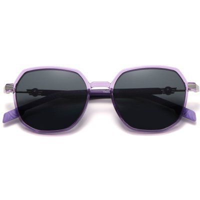 Ochelari de soare copii REFFY, vedere frontală, design modern de formă poligonală nuanța mov translucid, echipați cu lentile sigure cu filtru UV