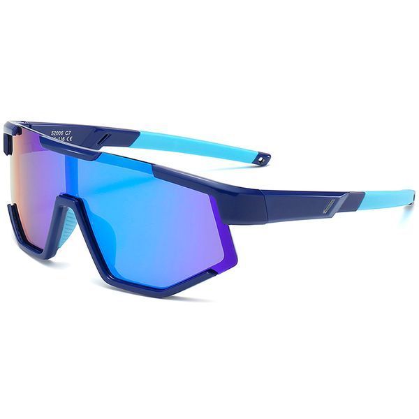 Ochelari de soare sport pentru copii REFFY, vedere din semi-profil, design modern cu ramă superioară albastru &icirc;nchis, brațe cauciucate albastru deschis (bleu) și lentile iridescente cameleon